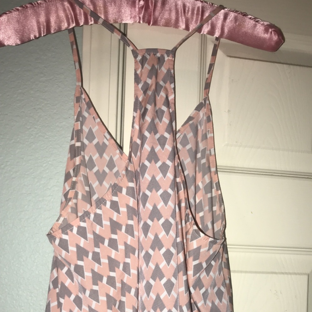 Pattern Tank Size M - Picture 3 of 3